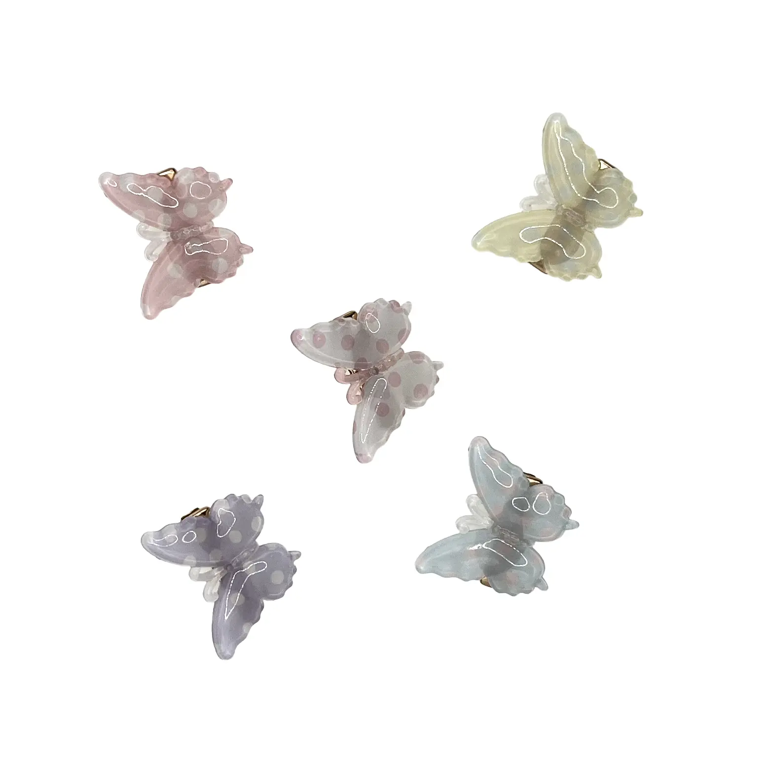 گیره دوتایی طرح شاپرک ۲، شاپرک پیکسلی رزینی با جلوه سهبعدی و رنگهای شاد، گیره فلزی مقاوم و سبک برای استایل روزانه.